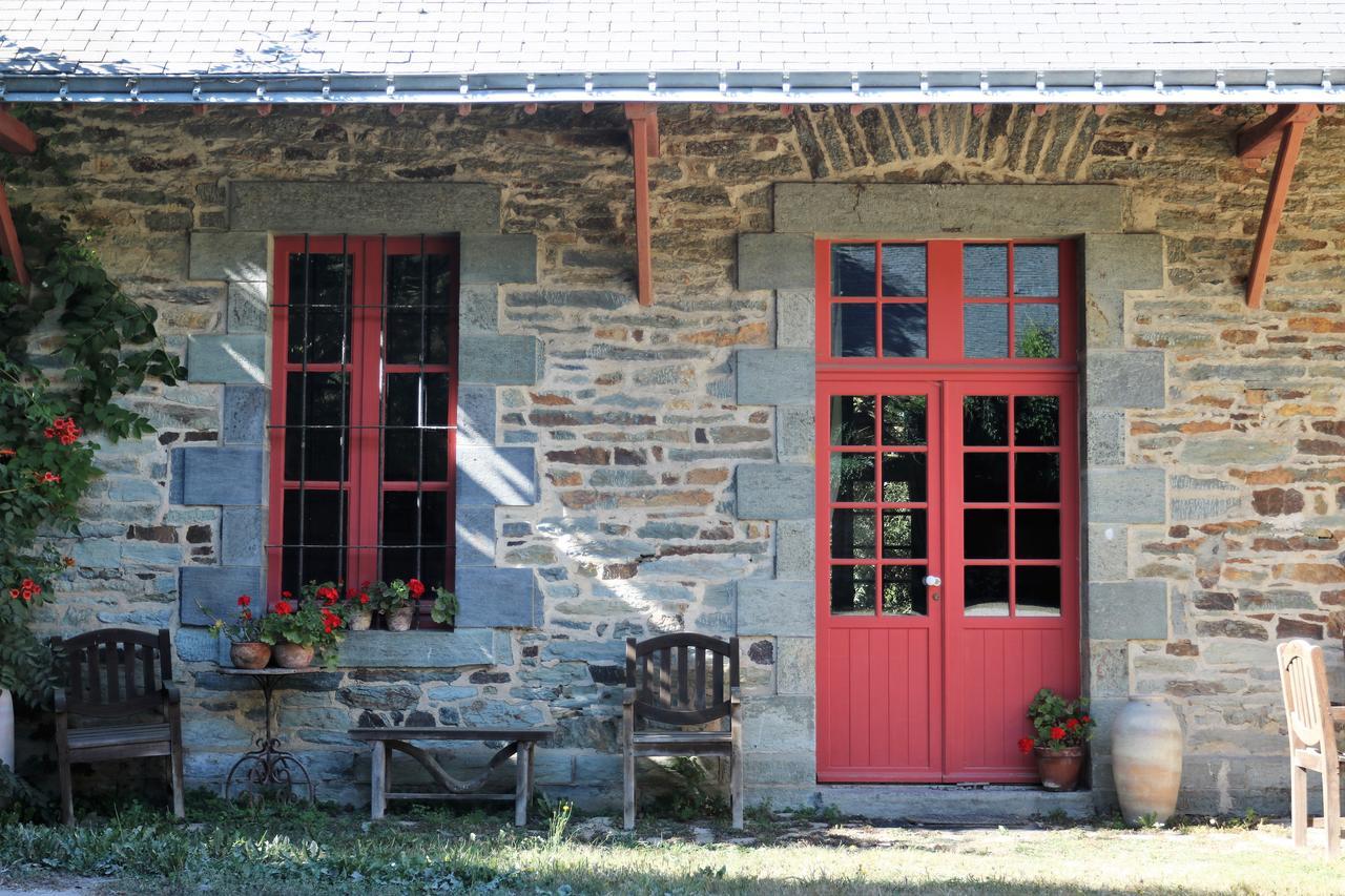 Cottage Du Manoir De Tregaray Sixt-sur-Aff Kültér fotó